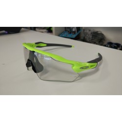 Oakley Radar EV Path 9208-49 fotocromatica